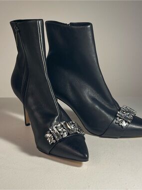 Karl Lagerfeld Paris Rika Black Leather Crystal Embellished Booties Size 8.5 M